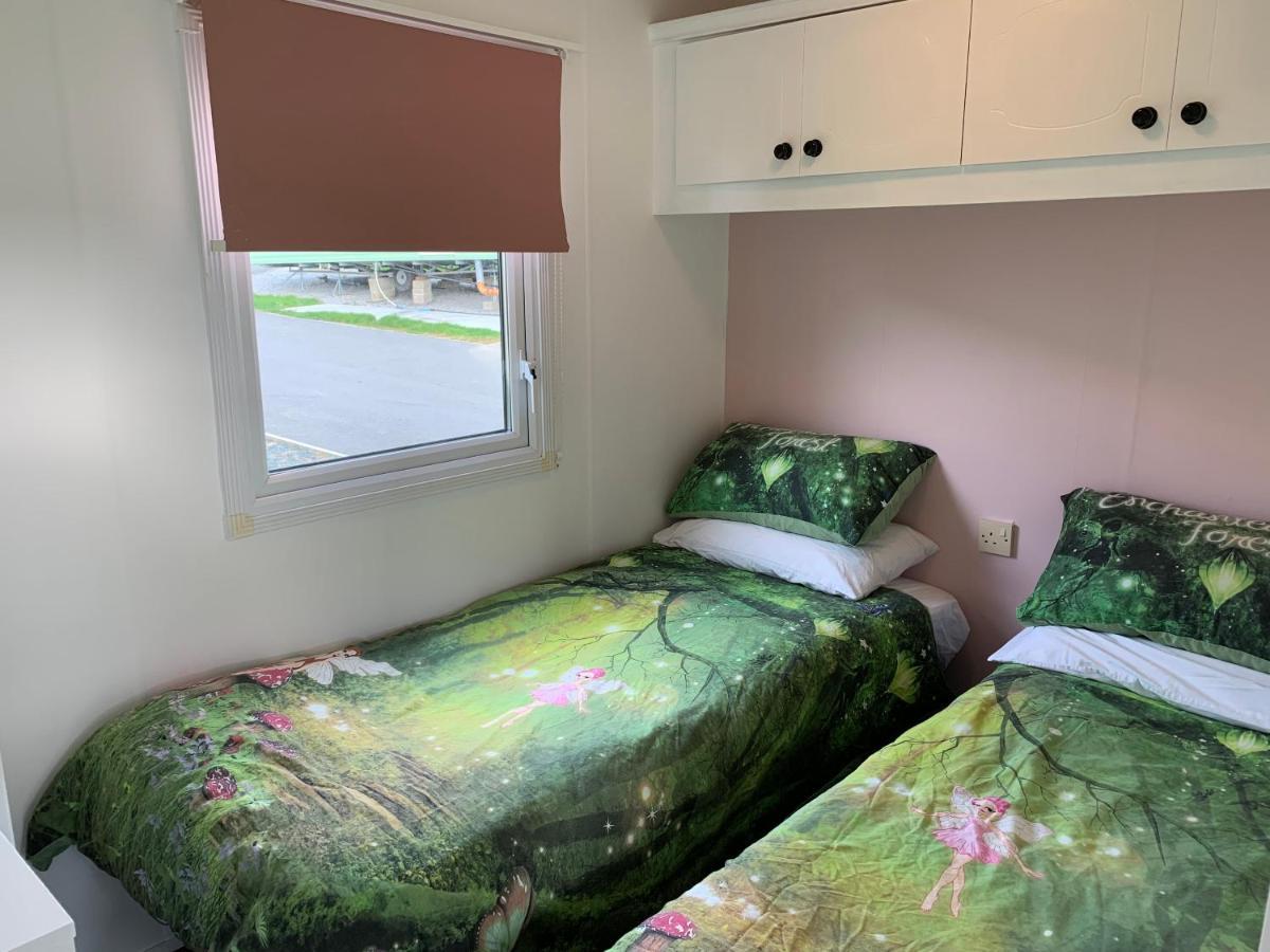 Delightful 3 Bedroom Holiday Home With Balcony Overlooking Fields And A Stream Gisburn Kültér fotó